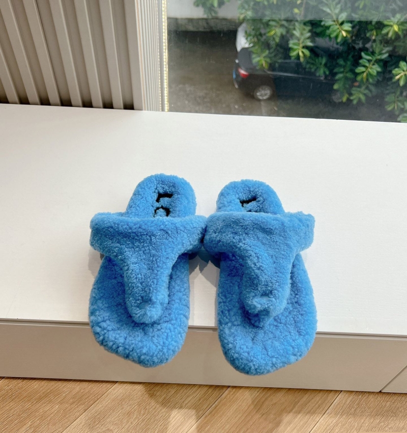 l*ew* slippers